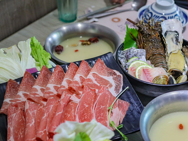 新竹 愛華火鍋 | 八小時慢熬的老母雞湯底，細細品味無多餘添加的原食美食