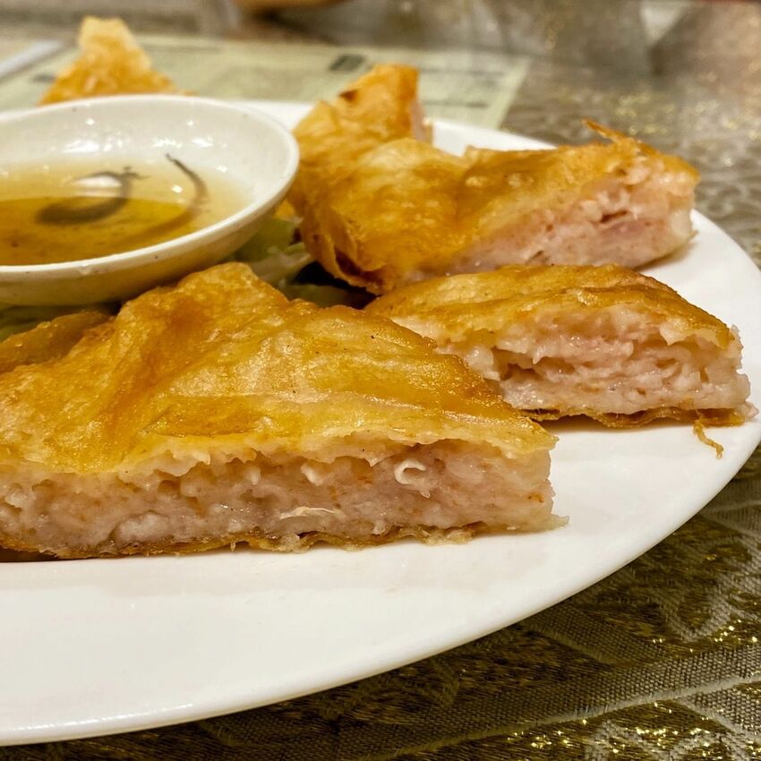 [台中北區] 曼谷小城泰式料理｜平價道地泰式料理｜必點超厚月亮蝦餅｜用料實在、份量大｜用料實在、份量大｜內附菜單