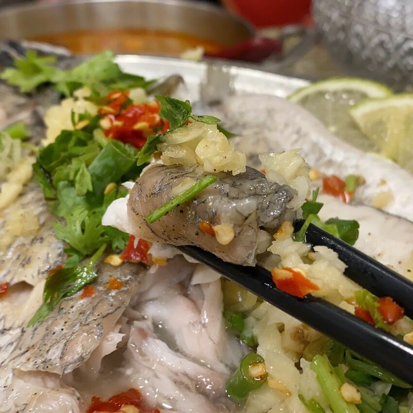 [台中北區] 曼谷小城泰式料理｜平價道地泰式料理｜必點超厚月亮蝦餅｜用料實在、份量大｜用料實在、份量大｜內附菜單