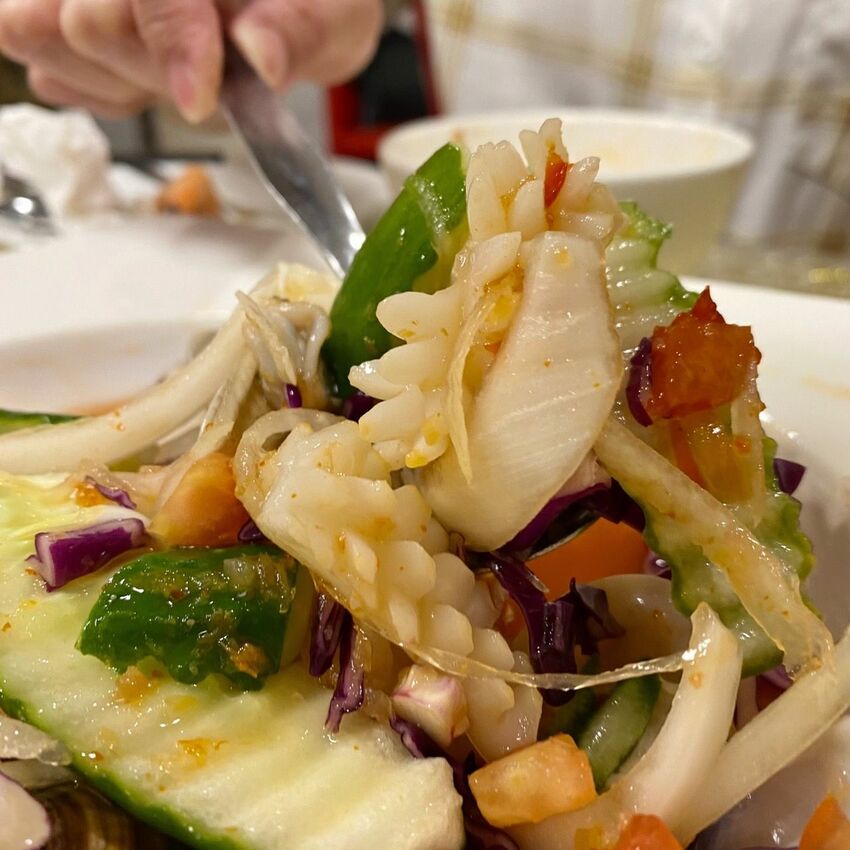 [台中北區] 曼谷小城泰式料理｜平價道地泰式料理｜必點超厚月亮蝦餅｜用料實在、份量大｜用料實在、份量大｜內附菜單