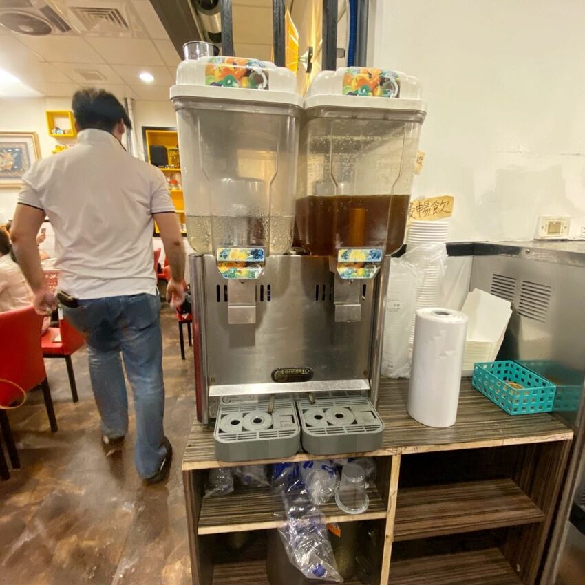 [台中北區] 曼谷小城泰式料理｜平價道地泰式料理｜必點超厚月亮蝦餅｜用料實在、份量大｜用料實在、份量大｜內附菜單