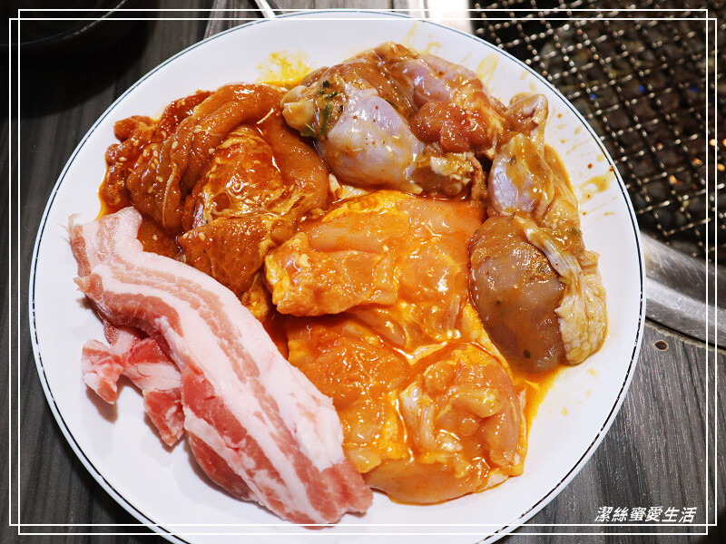 肉鮮生 韓式烤肉吃到飽-桃園中壢/最低只要369!免收服務費.生鮮肉品自助吧熟食無限吃