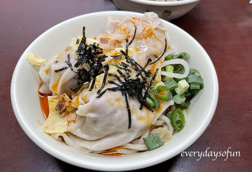 鮮肉抄手乾麵 $85 鮮肉抄手乾麵 $85