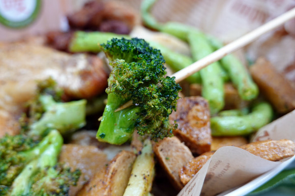 信義區美食推薦-市政府4號出口暖男炸雞永吉店，市府站美食小吃外帶，松山區美食平價炸雞外送