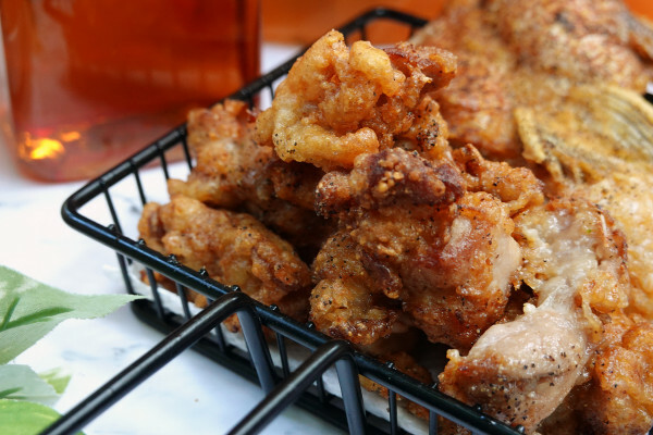 信義區美食推薦-市政府4號出口暖男炸雞永吉店，市府站美食小吃外帶，松山區美食平價炸雞外送