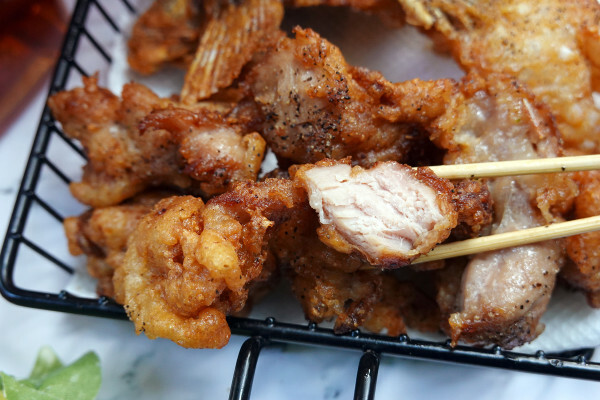 信義區美食推薦-市政府4號出口暖男炸雞永吉店，市府站美食小吃外帶，松山區美食平價炸雞外送