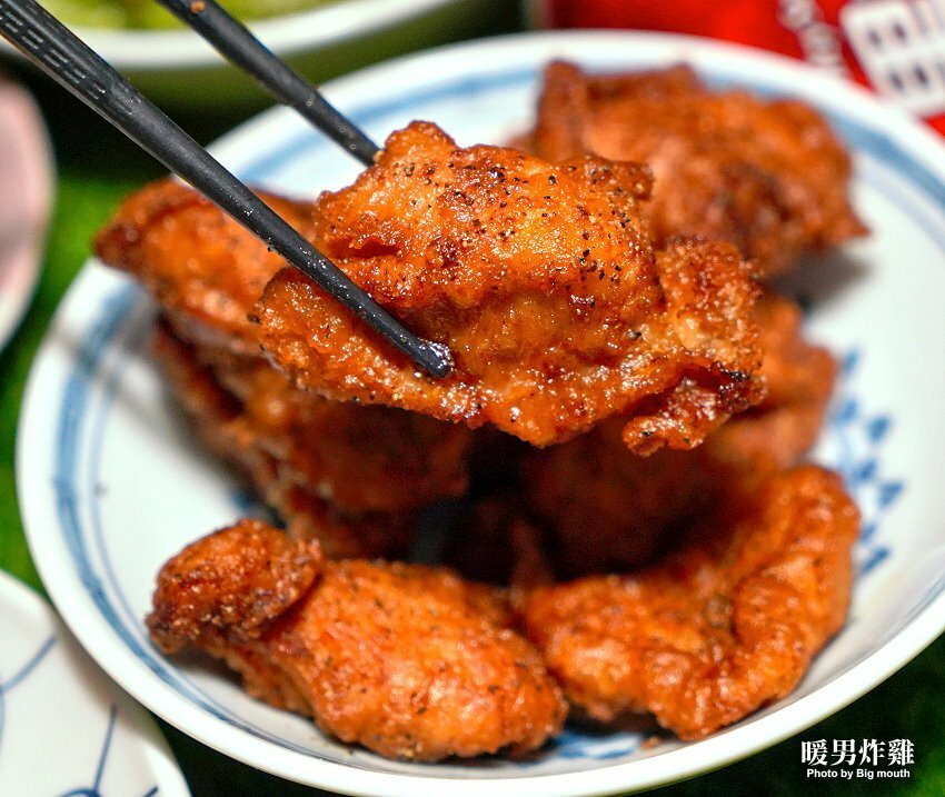 【台北美食】暖男炸雞．柒串燒屋最新品牌!焦糖炸雞、蒜香炸雞推薦!