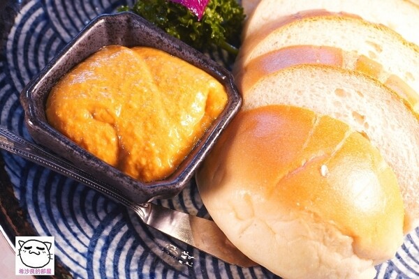 22110AJAY092.jpg 22110AJAY092.jpg