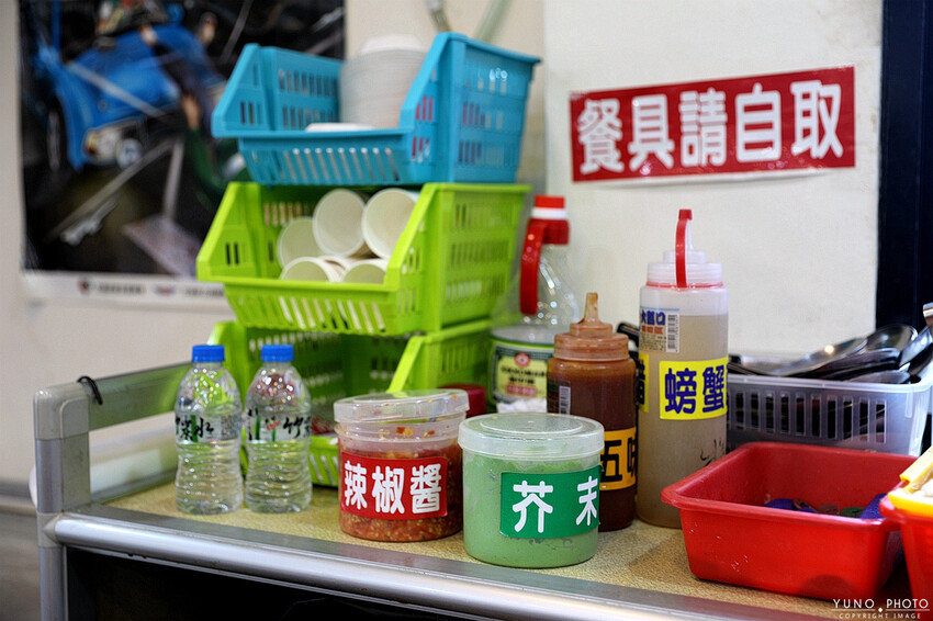 新北市萬里區螃蟹控必收！自家漁船直送保證新鮮！以斤計價透明公道 萬里吃蟹來這家準沒錯｜阿杰萬里蟹(野柳地質公園美食