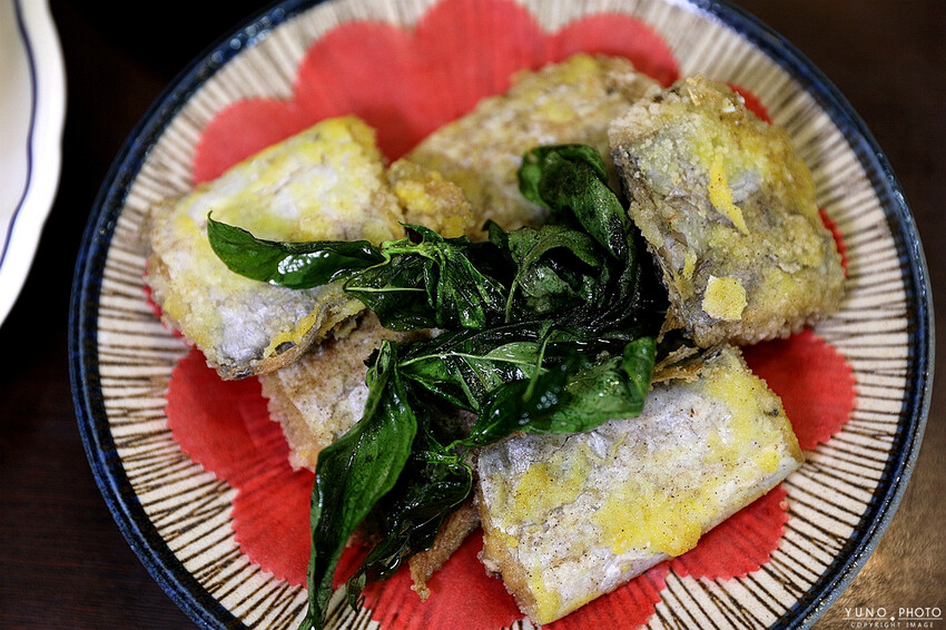 新北市萬里區螃蟹控必收！自家漁船直送保證新鮮！以斤計價透明公道 萬里吃蟹來這家準沒錯｜阿杰萬里蟹(野柳地質公園美食