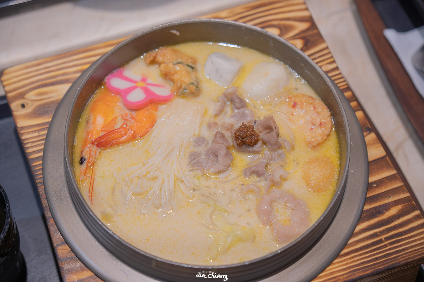 台中市北區 正海城中友店,豐原超有名的酸菜白肉鍋開來中友百貨了!湯頭好喝料好實在,台中北區平價個人火鍋推薦