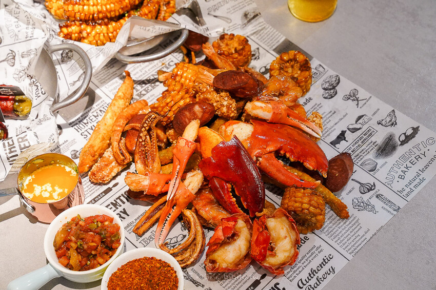 台北市大安區106 Harbor美式海鮮餐廳 美式炸海鮮桶 宵夜時段加碼送啤酒 台北宵夜餐廳推薦