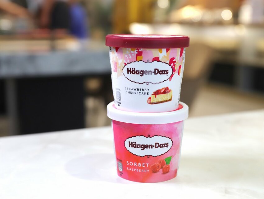 花花世界鍋物WHATSWORLDresort -高雄左營旗艦店-火鍋界中的唯一奇葩：台南知名網美火鍋店插旗高雄啦!!!振興五倍券方案吃大餐送2000.超優惠! - 進食的巨鼠