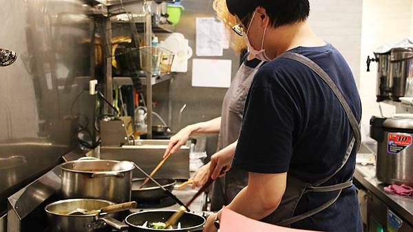 /tmp/phpF7kW74 /tmp/phpF7kW74