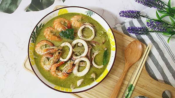 /tmp/phpy35bmg /tmp/phpy35bmg