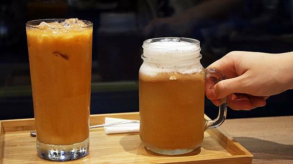 /tmp/phpW29hIX /tmp/phpW29hIX