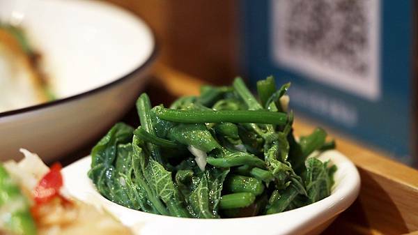 /tmp/phpeJBeQ2 /tmp/phpeJBeQ2