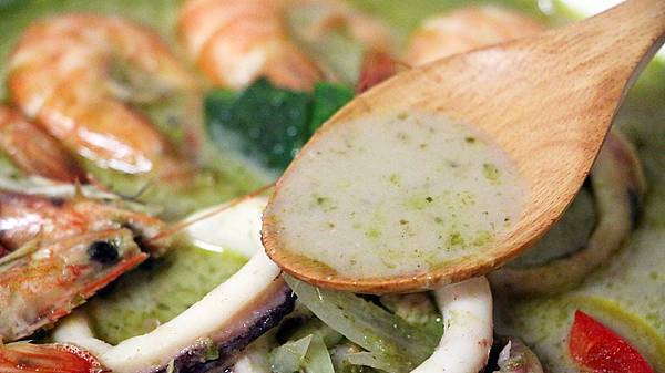 /tmp/phpOsAsvo /tmp/phpOsAsvo