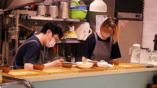 /tmp/phpv8MyBC /tmp/phpv8MyBC