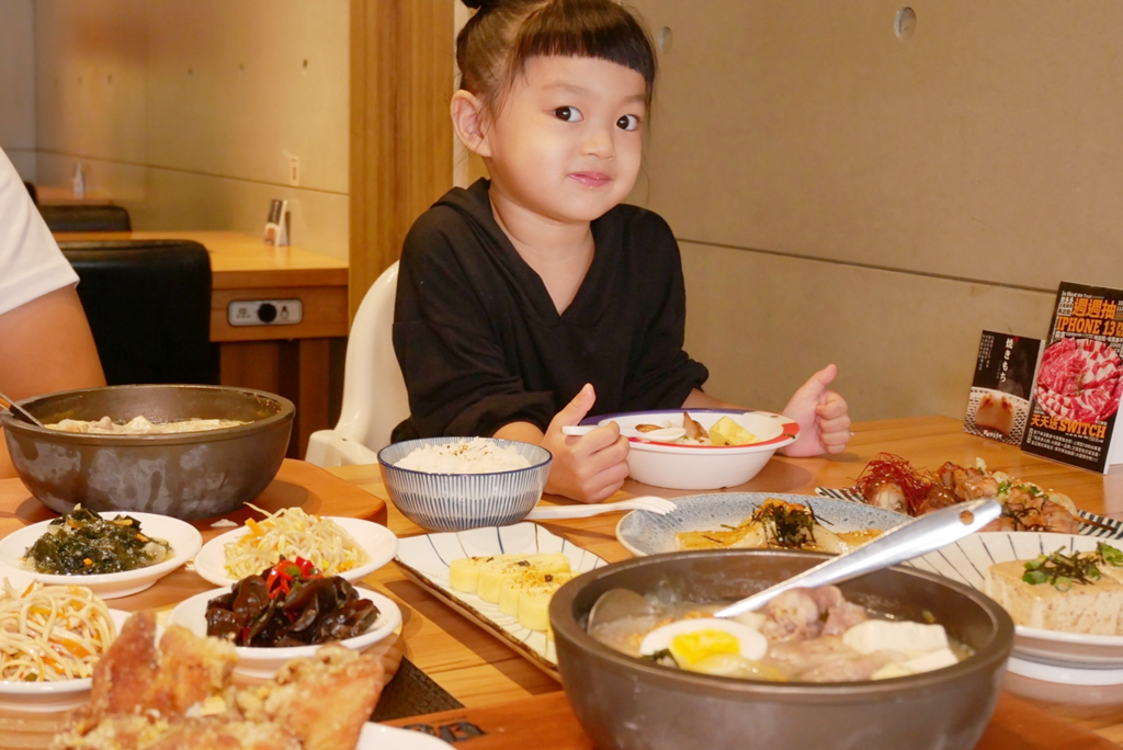 【好食分享】樂多多集團全新品牌,日日鍋食事所,中壢大同店,居酒屋和風鍋物,日式雙主食餐點推薦,附菜單 - Tanmilin