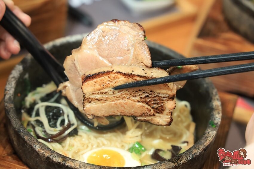 【台南拉麵】台南第一家日本石燒火山拉麵,讓你分秒都吃到熱呼呼的美味拉麵:Jo-sho石燒火山拉麵 - 熱血玩台南。跳躍新世界