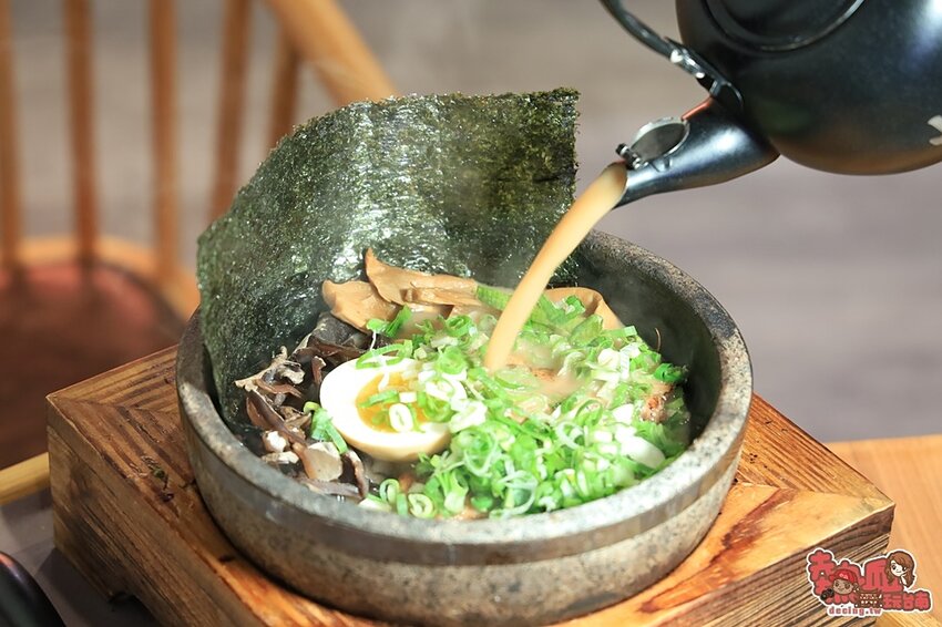 【台南拉麵】台南第一家日本石燒火山拉麵,讓你分秒都吃到熱呼呼的美味拉麵:Jo-sho石燒火山拉麵 - 熱血玩台南。跳躍新世界