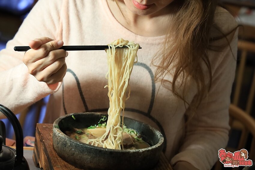 【台南拉麵】台南第一家日本石燒火山拉麵,讓你分秒都吃到熱呼呼的美味拉麵:Jo-sho石燒火山拉麵 - 熱血玩台南。跳躍新世界