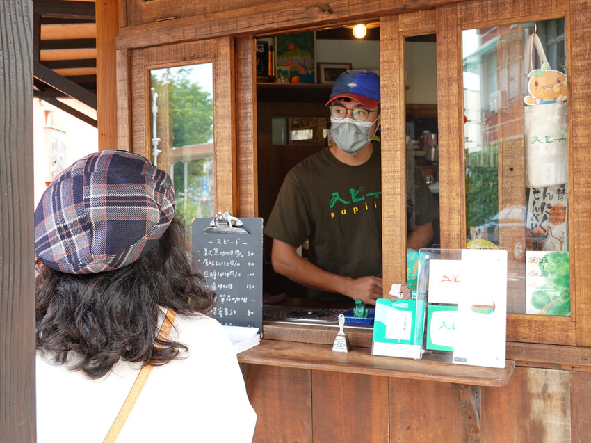 嘉義東區—Supiidoスピード｜以日系咖啡姿態 伴著百年古蹟仁武宮共生共存｜中央廣場、仁武宮、北榮街