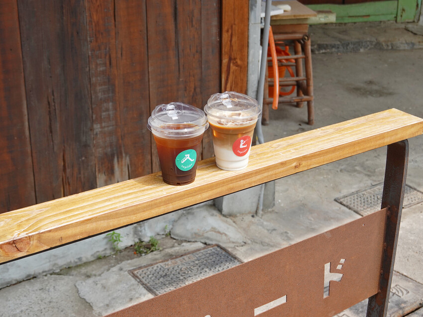 嘉義東區—Supiidoスピード｜以日系咖啡姿態 伴著百年古蹟仁武宮共生共存｜中央廣場、仁武宮、北榮街