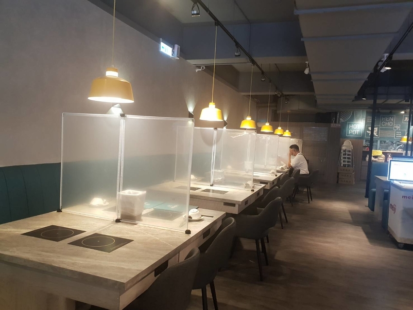 【新北.永和】很秋鍋物HEN CHO HOT POT。推牛奶個人鍋+無骨牛小排加購海鮮盤