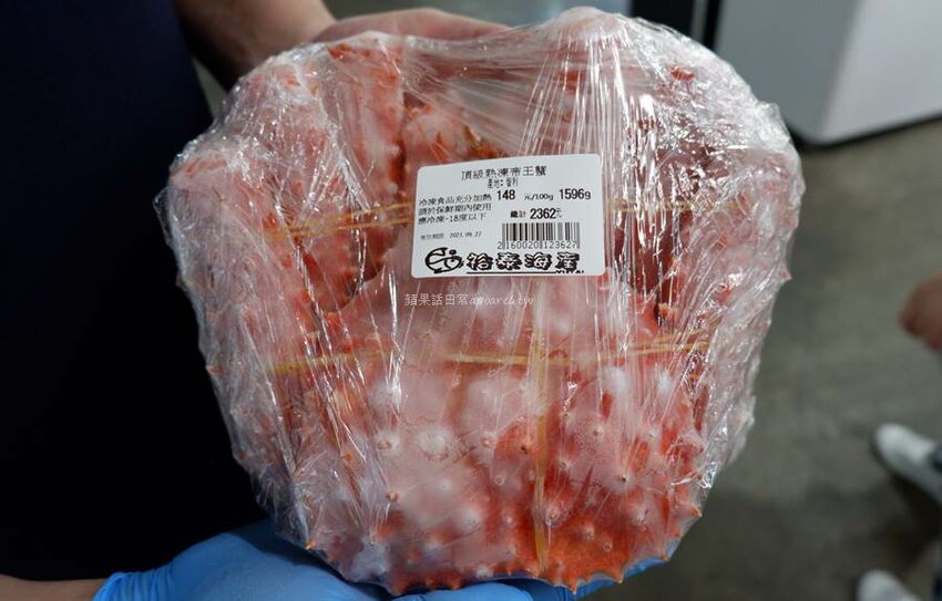 裕泰海產超市。帝王蟹、龍蝦、現切生魚片等高檔年菜這裡買，冷凍、活體海鮮專賣，環中路海鮮批發推薦 - 🍎 蘋果話日常🍎