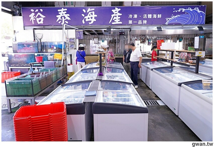 台中超好逛的水產超市在這裡，消費滿額加購蛤蜊只要11元！