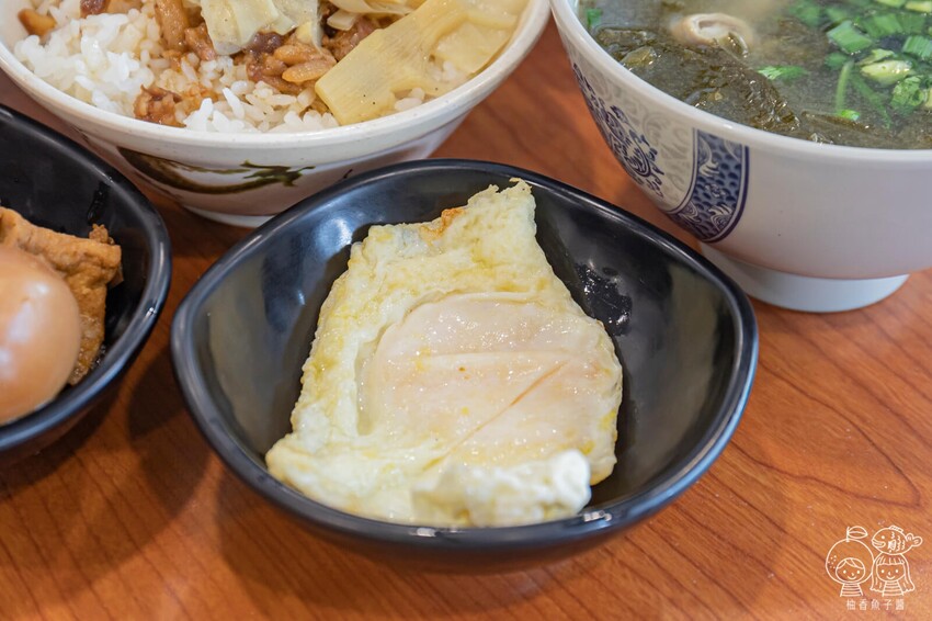 王爺王肉羹,水湳中央公園美食,銅板價肉羹、炒麵、米糕、爌肉飯與綜合湯,盲點也不怕踩雷!