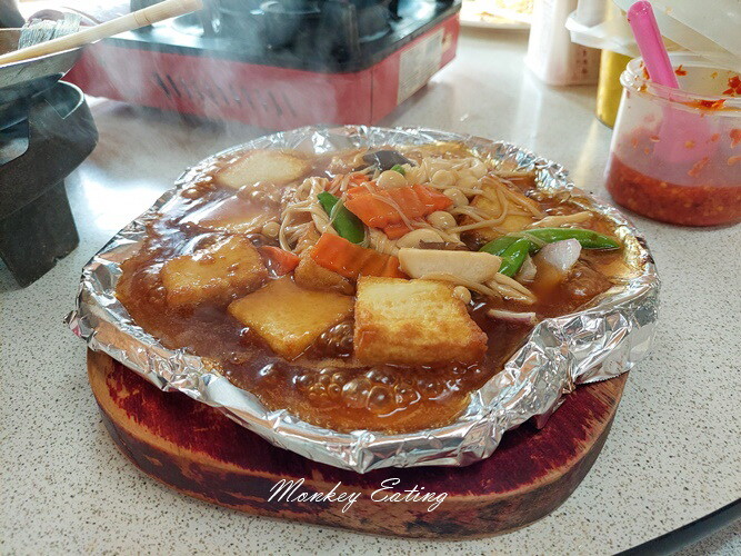 【彰化美食】世源炸蚵嗲｜芳苑必吃人氣炸蚵嗲、古早味蚵仔煎，經濟合菜CP值很高！彰化普天宮美食 - 貪吃猴的幻想