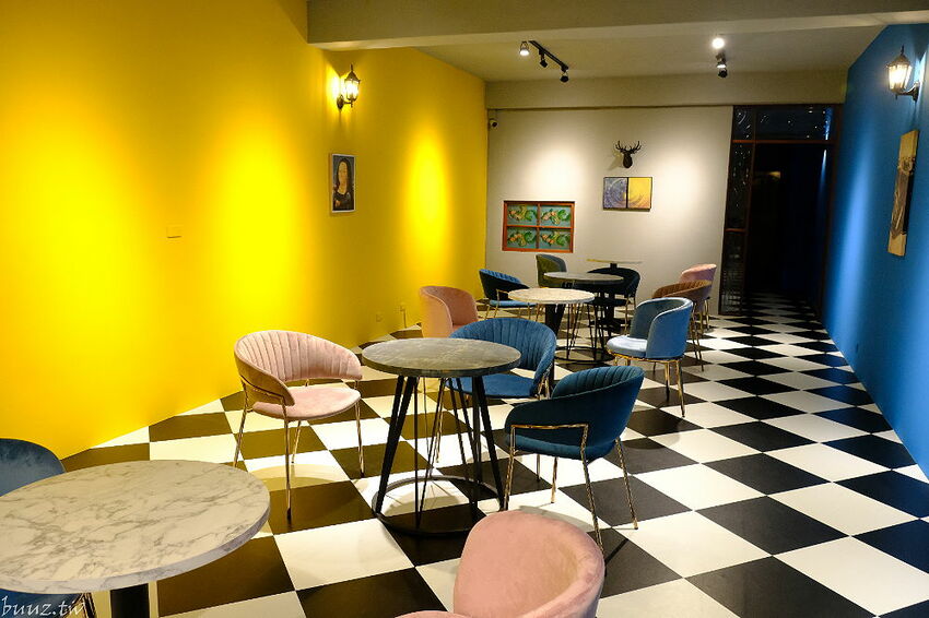 英倫風茶飲店有賣紅豆餅、雞蛋糕!家食Tea旗艦店,下午茶來杯西瓜抹茶拿鐵配紅豆餅!