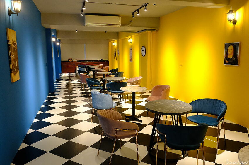 英倫風茶飲店有賣紅豆餅、雞蛋糕!家食Tea旗艦店,下午茶來杯西瓜抹茶拿鐵配紅豆餅!