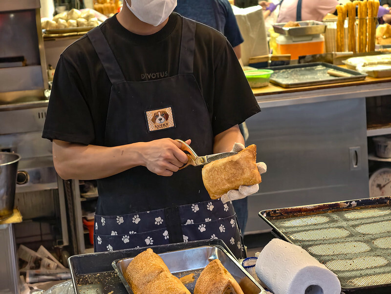 台北宵夜推薦！傳說中的曾家豆漿，夜貓族最愛葡式蛋塔 爆汁煎包必吃。