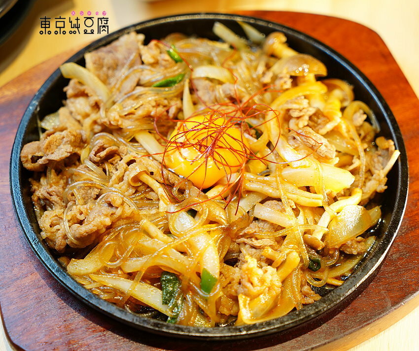 【中壢美食】東京純豆腐．日本豆腐鍋第一品牌，湯頭、辣度可自選!