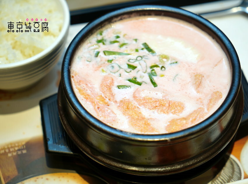 【中壢美食】東京純豆腐．日本豆腐鍋第一品牌，湯頭、辣度可自選!
