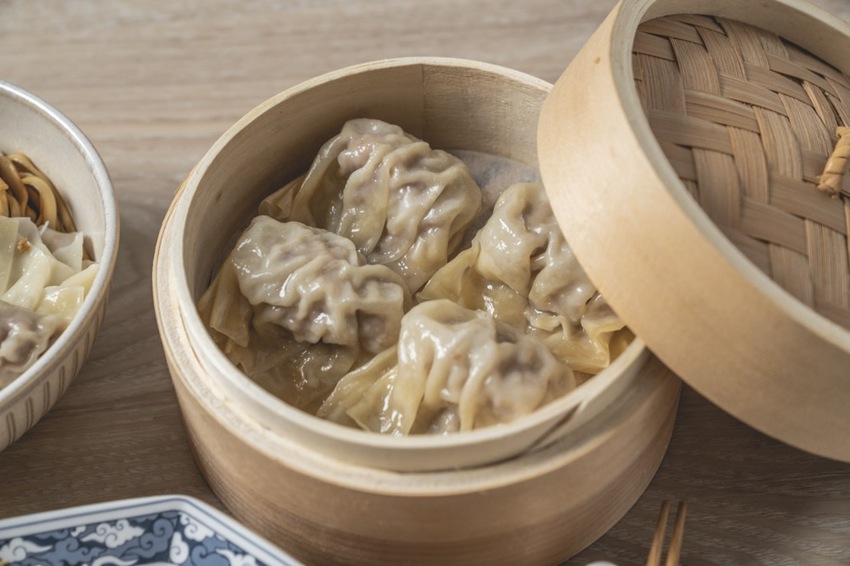 宅配美食 盼蒔｜飽滿大餛飩底加！高人氣網路美食「盼蒔」，北海道「干貝餛飩」甘甜又涮嘴！ · 算命的說我很愛吃