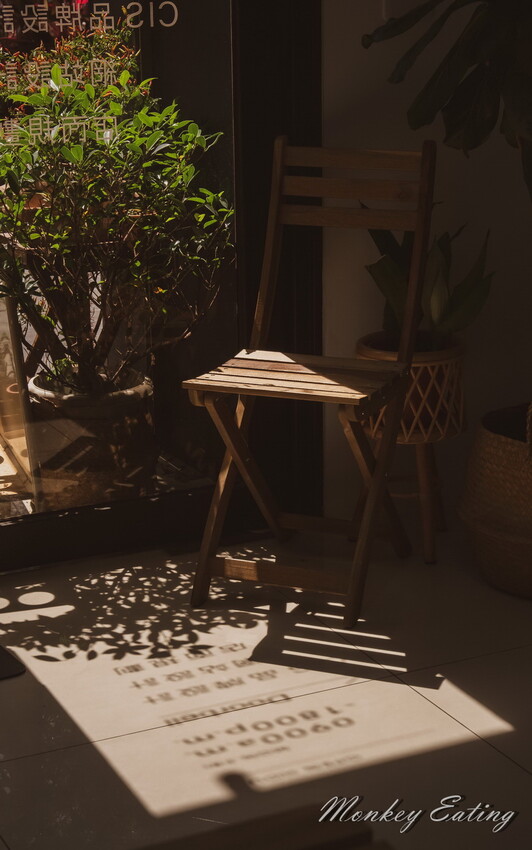 【台中北屯】MAWOO也有咖啡│不限時甜點下午茶,桌遊、空間租借。台中咖啡館推薦 - 貪吃猴的幻想