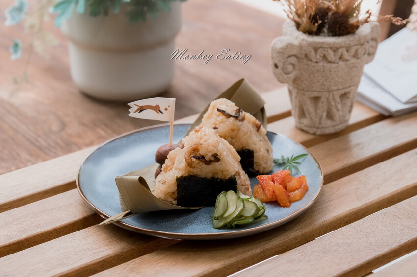 【台中北屯】MAWOO也有咖啡│不限時甜點下午茶,桌遊、空間租借。台中咖啡館推薦 - 貪吃猴的幻想