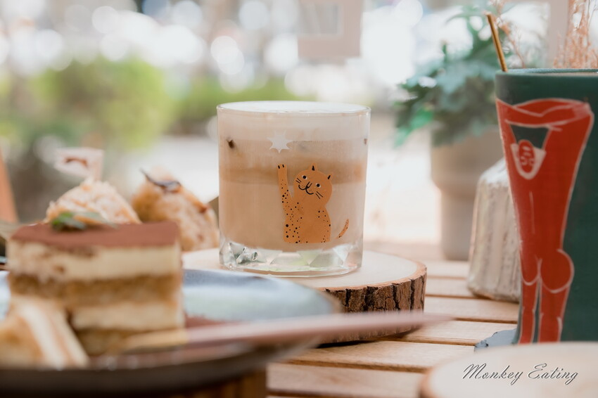 【台中北屯】MAWOO也有咖啡│不限時甜點下午茶,桌遊、空間租借。台中咖啡館推薦 - 貪吃猴的幻想