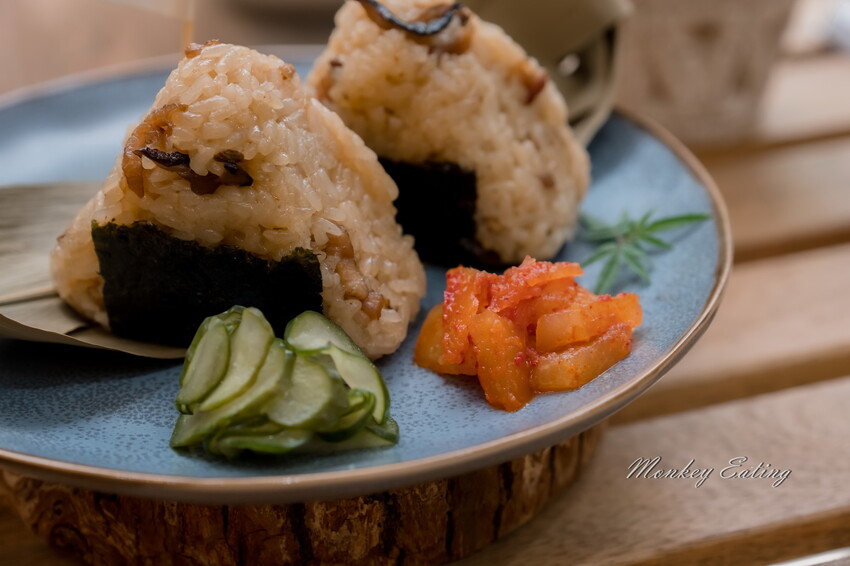 【台中北屯】MAWOO也有咖啡│不限時甜點下午茶,桌遊、空間租借。台中咖啡館推薦 - 貪吃猴的幻想