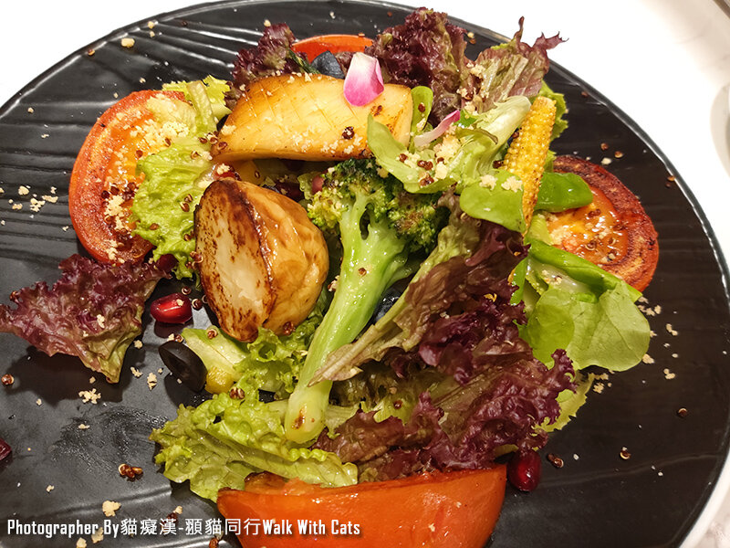 桃園那夜餐酒館