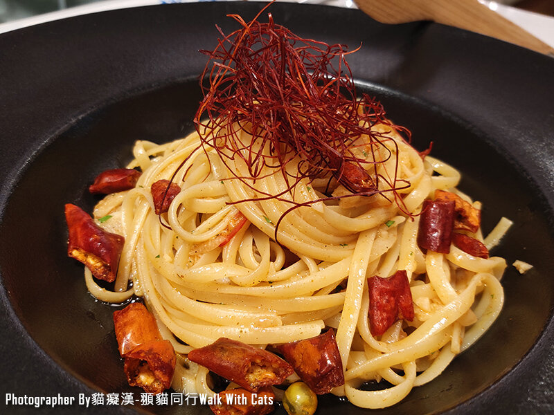 桃園那夜餐酒館