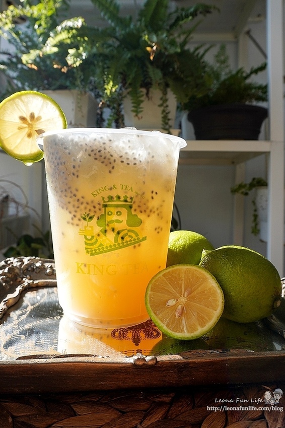 國王的茶台中東英店慶開幕買一送一優惠開跑中,暖冬飲品黑糖薑汁紅茶桂圓紅棗楊桃飲品,好喝又溫暖DSC08920.jpg 國王的茶台中東英店慶開幕買一送一優惠開跑中,暖冬飲品黑糖薑汁紅茶桂圓紅棗楊桃飲品,好喝又溫暖DSC08920.jpg