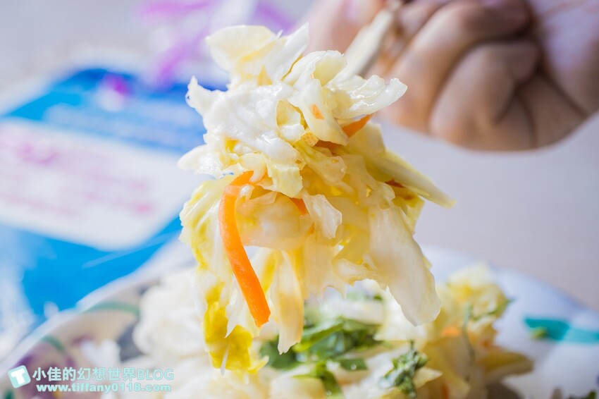 花蓮縣花蓮市[花蓮美食]玉里橋頭臭豆腐花蓮店/自製豆腐+3段高溫油炸/獨家配料+外酥內嫩/花蓮必吃排隊名店