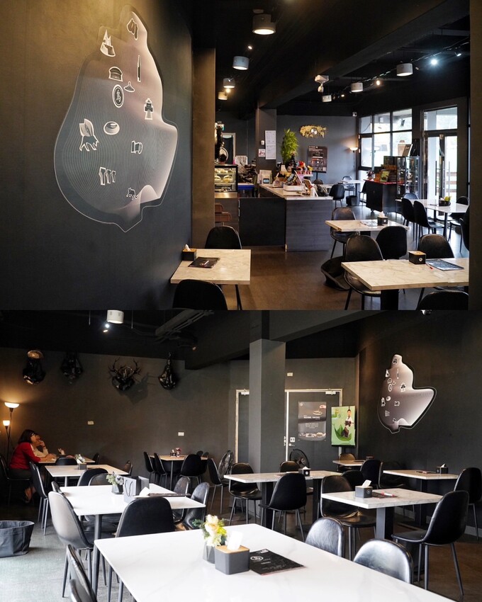 【Vu Cafe•烏色咖啡】黑色系料理,給你全新的感官味覺新體驗!烏色炸雞翅、烏色鬆餅、烏色鳳梨酥,更還有黑色系義大利麵!平日不限時且提供免費wifi,還是間寵物友善餐廳! - 阿華田的美食日記