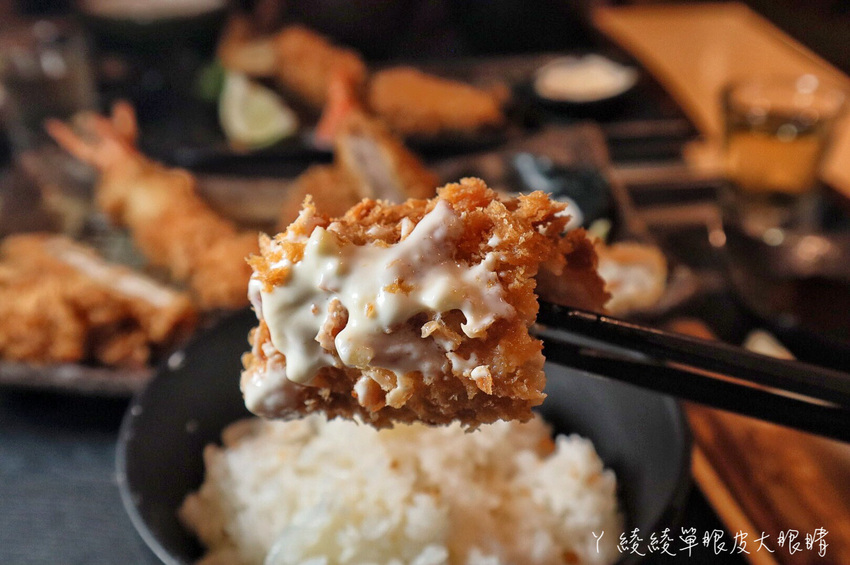 新竹火車站附近美食推薦勝博殿！主打厚實日式炸豬排定食，期間限定肥美多汁的廣島牡蠣 - ㄚ綾綾單眼皮大眼睛